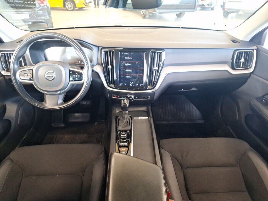 Volvo V60 2019 Harmaa