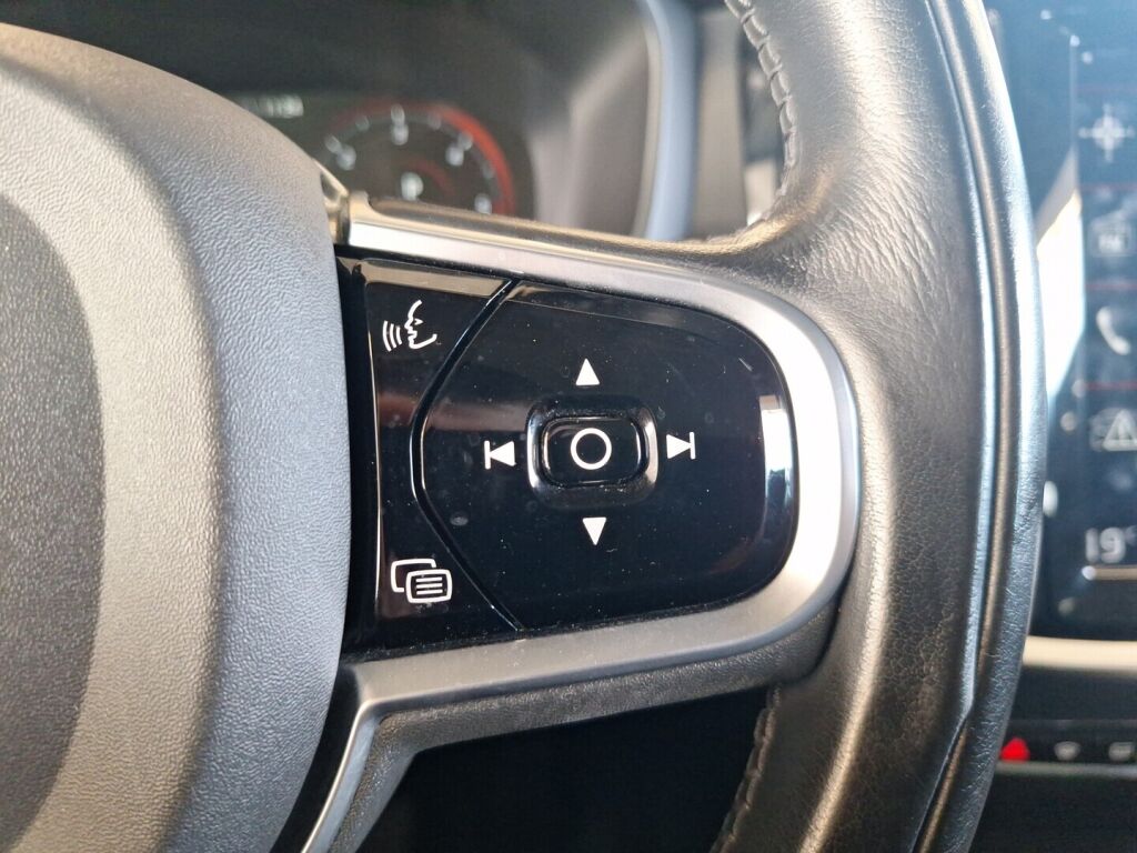 Volvo V60 2019 Harmaa