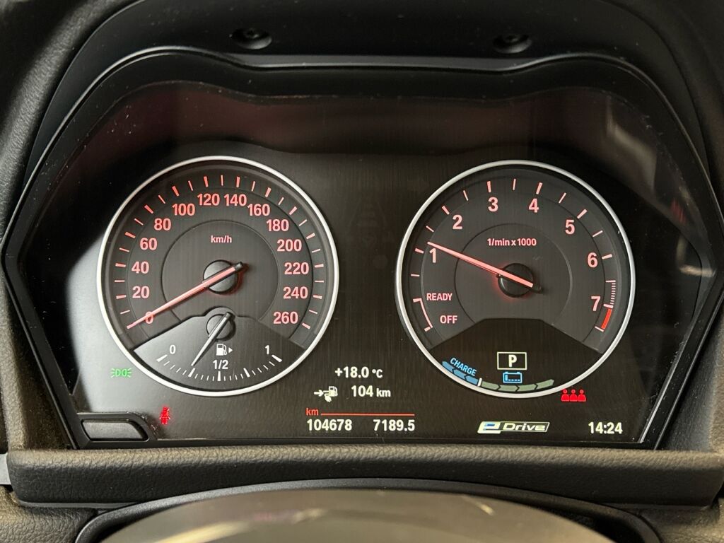 BMW 225 2018 Harmaa