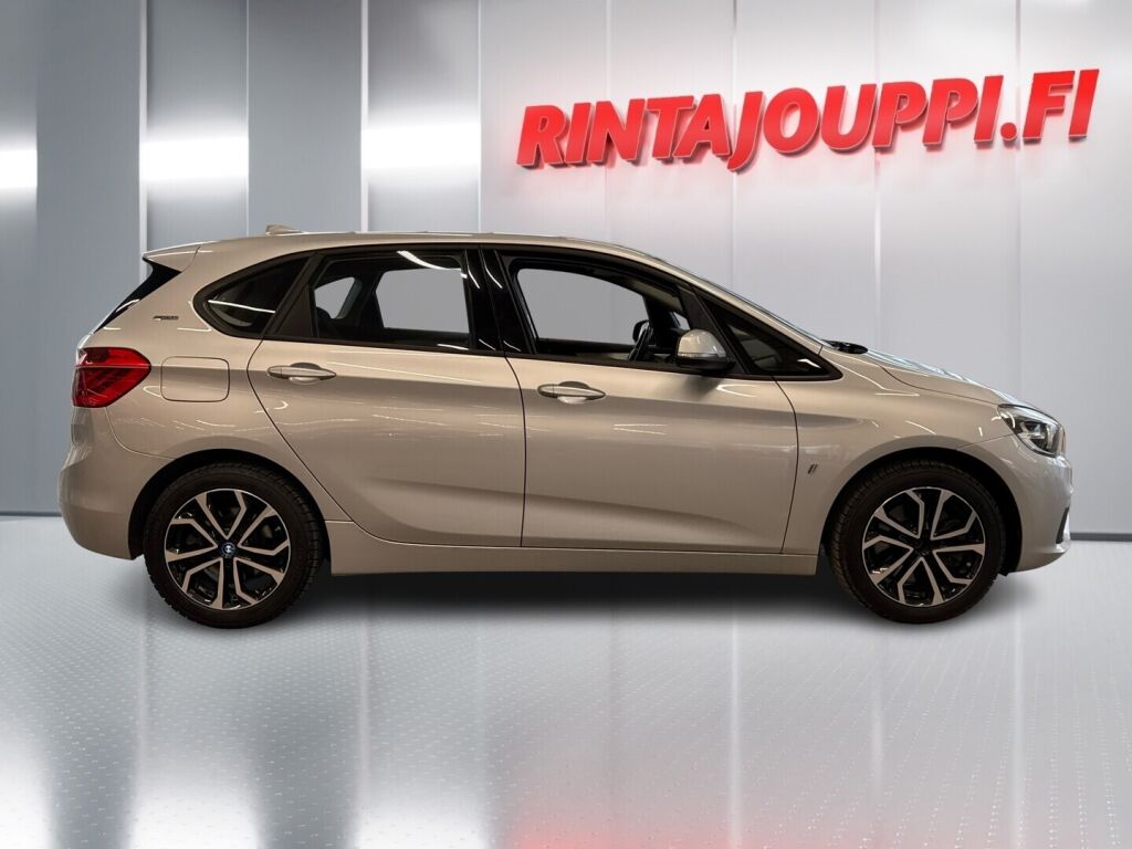 BMW 225 2018 Harmaa