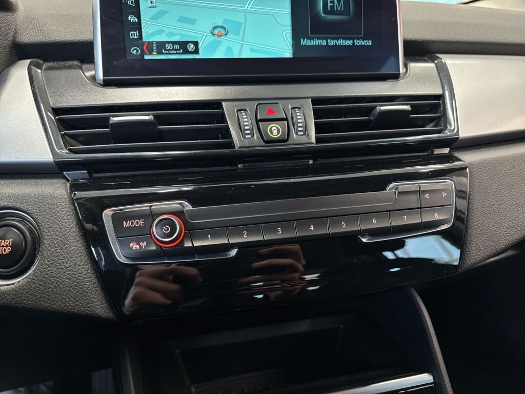 BMW 225 2018 Harmaa