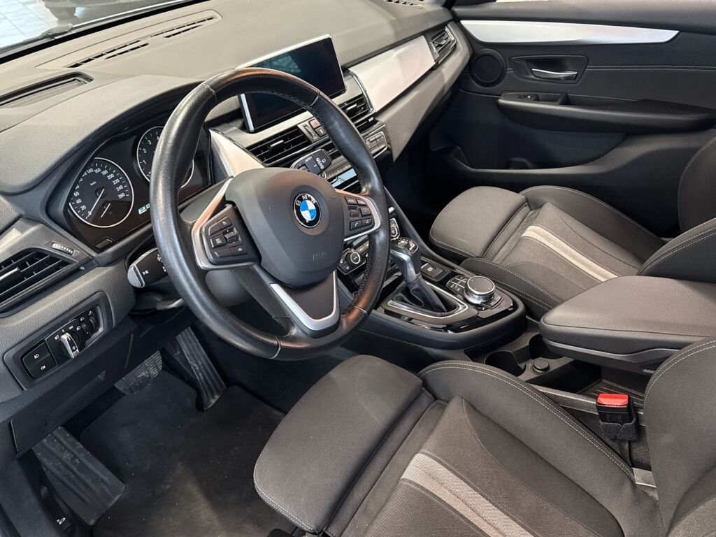 BMW 225 2018 Harmaa