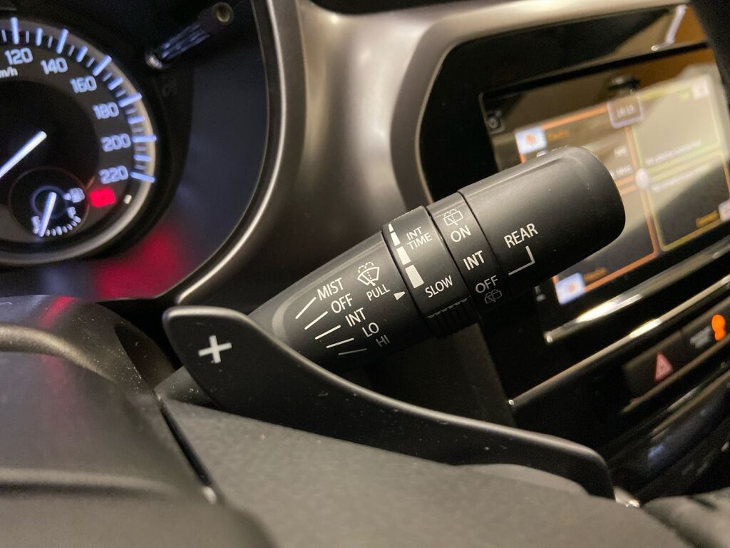 Suzuki Vitara 2019 Sininen