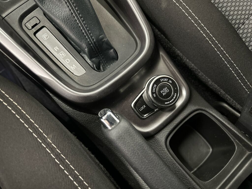 Suzuki Vitara 2019 Harmaa