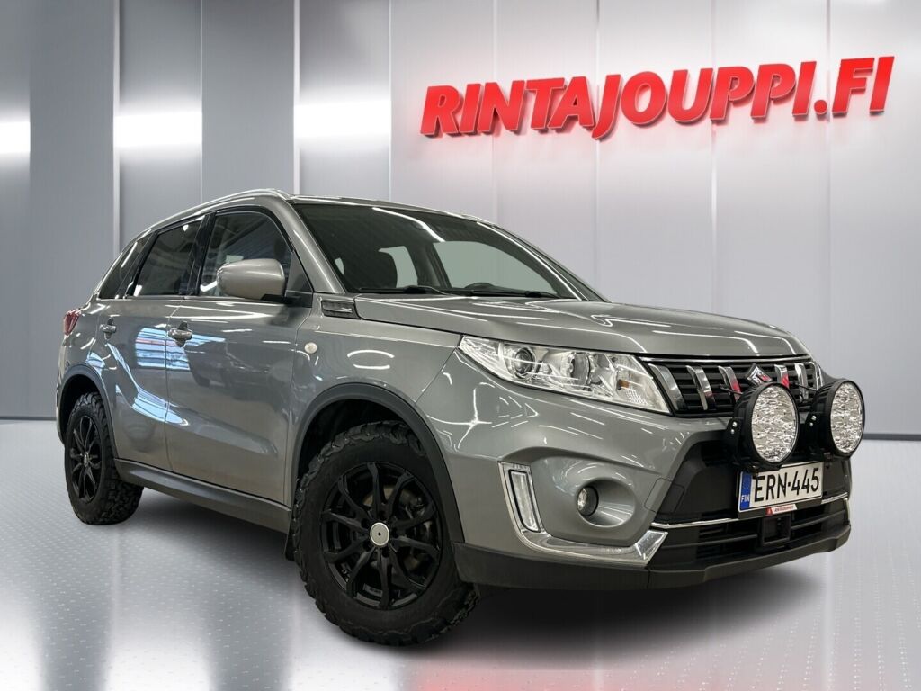 Suzuki Vitara 2019 Harmaa
