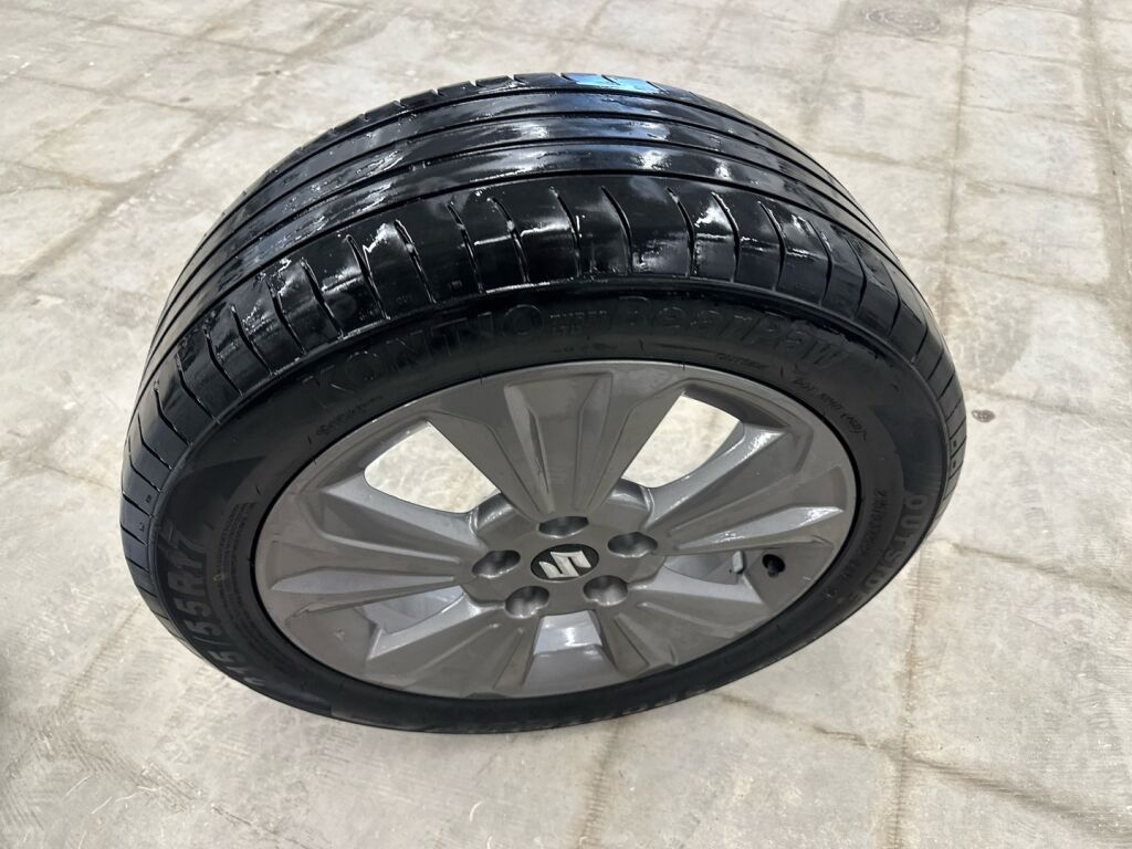 Suzuki Vitara 2019 Harmaa