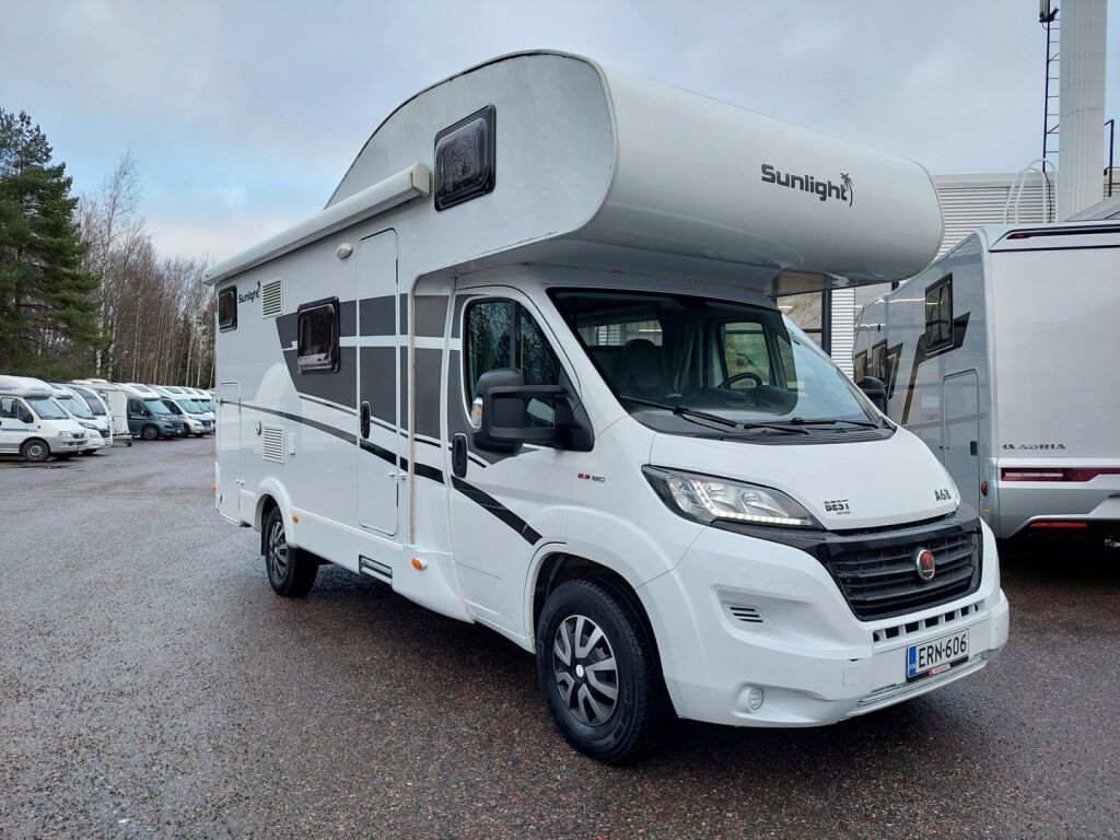 Sunlight A 68 2019 Valkoinen