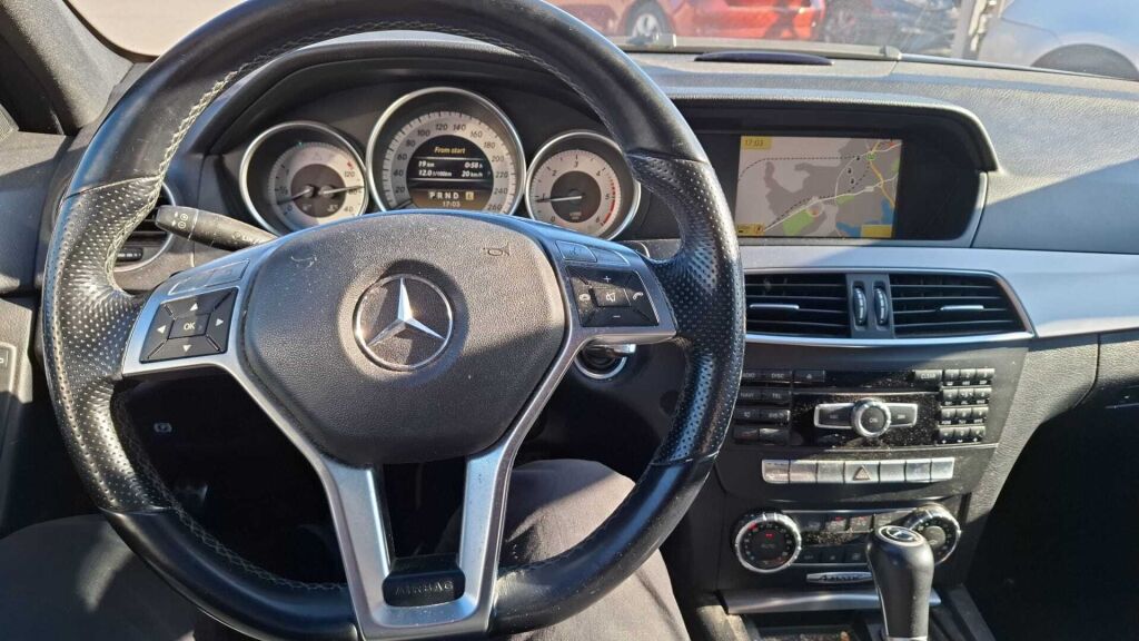 Mercedes-Benz C 2012 Hopea