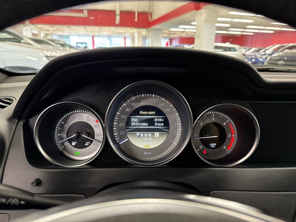 Mercedes-Benz C 2012 Hopea