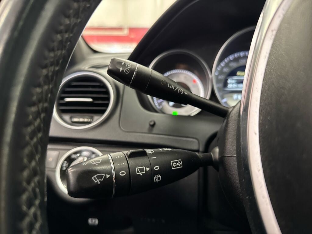 Mercedes-Benz C 2012 Hopea