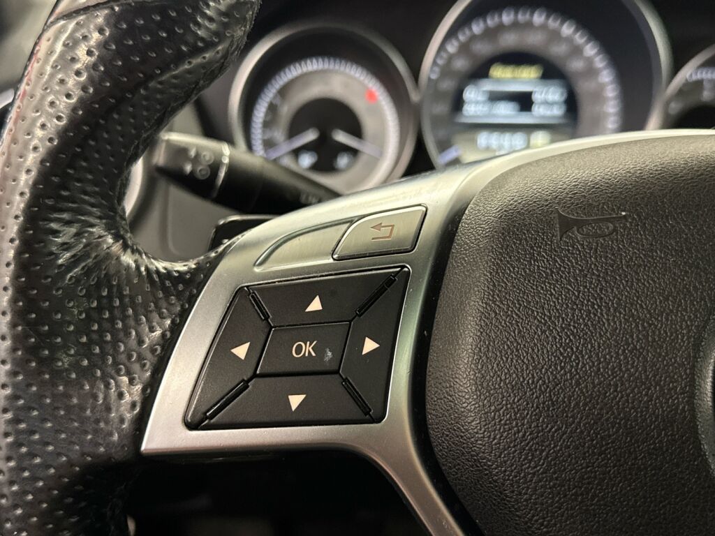 Mercedes-Benz C 2012 Hopea