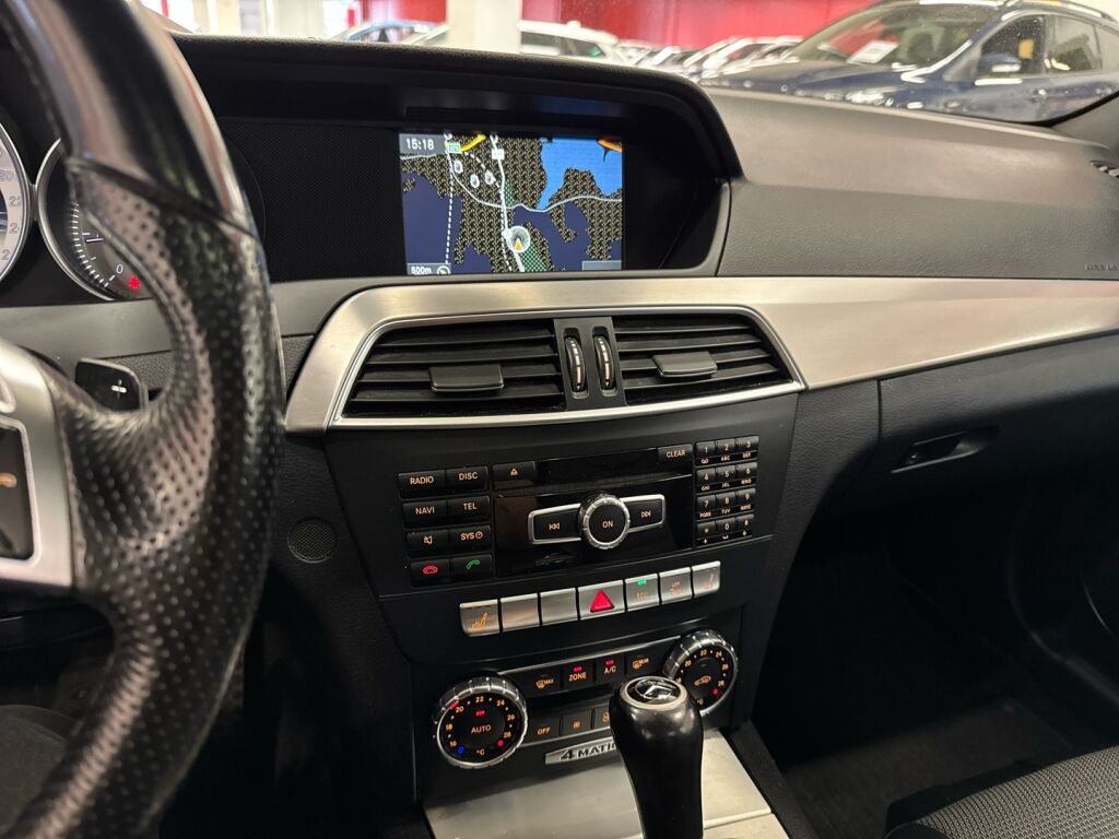 Mercedes-Benz C 2012 Hopea
