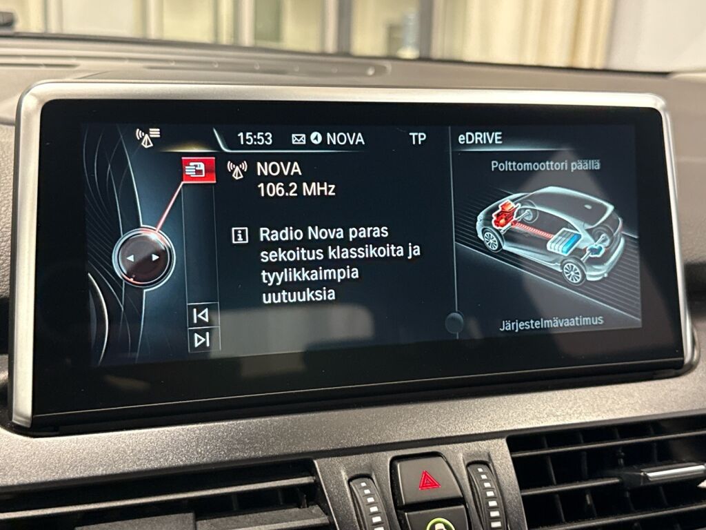 BMW 225 2017 Valkoinen