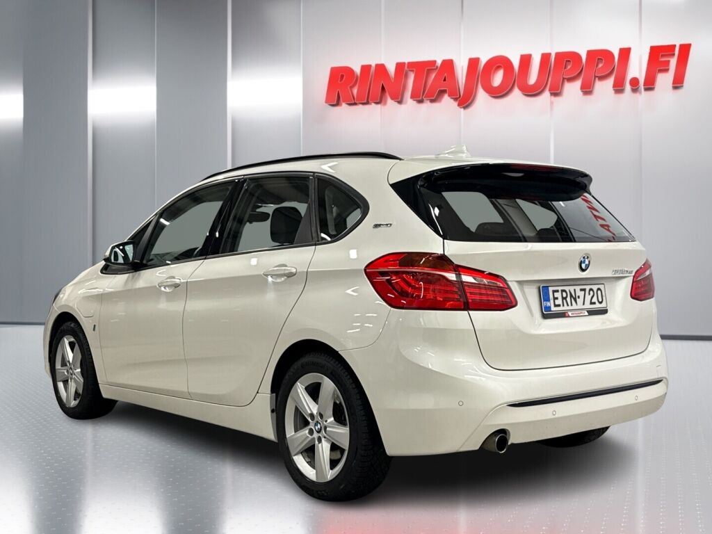 BMW 225 2017 Valkoinen