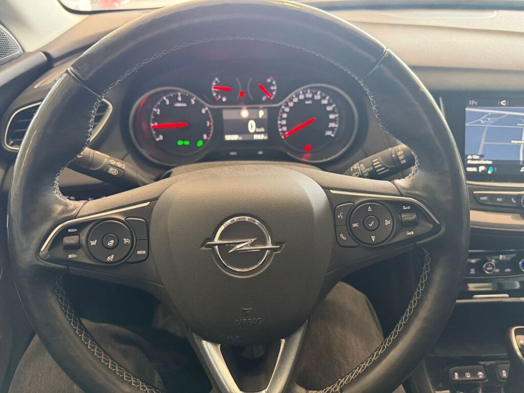 Opel Grandland X 2020 Musta