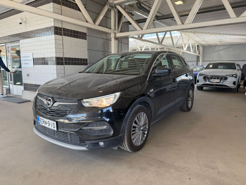 Opel Grandland X 2020 Musta