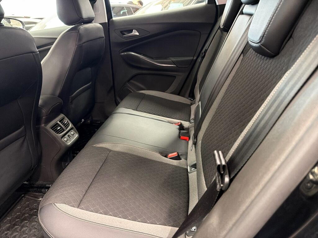 Opel Grandland X 2020 Musta