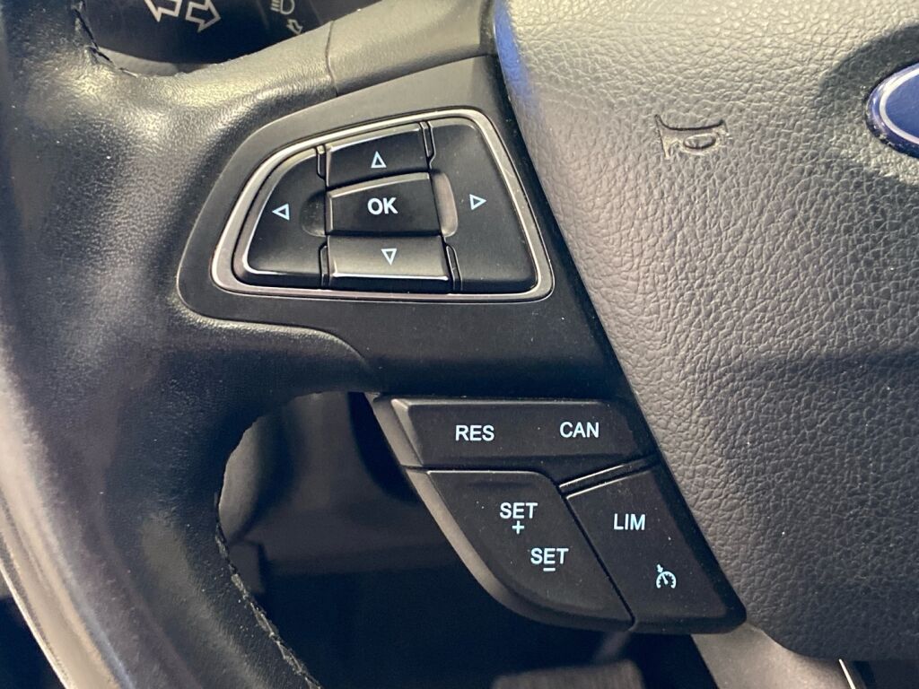 Ford Kuga 2019 Valkoinen