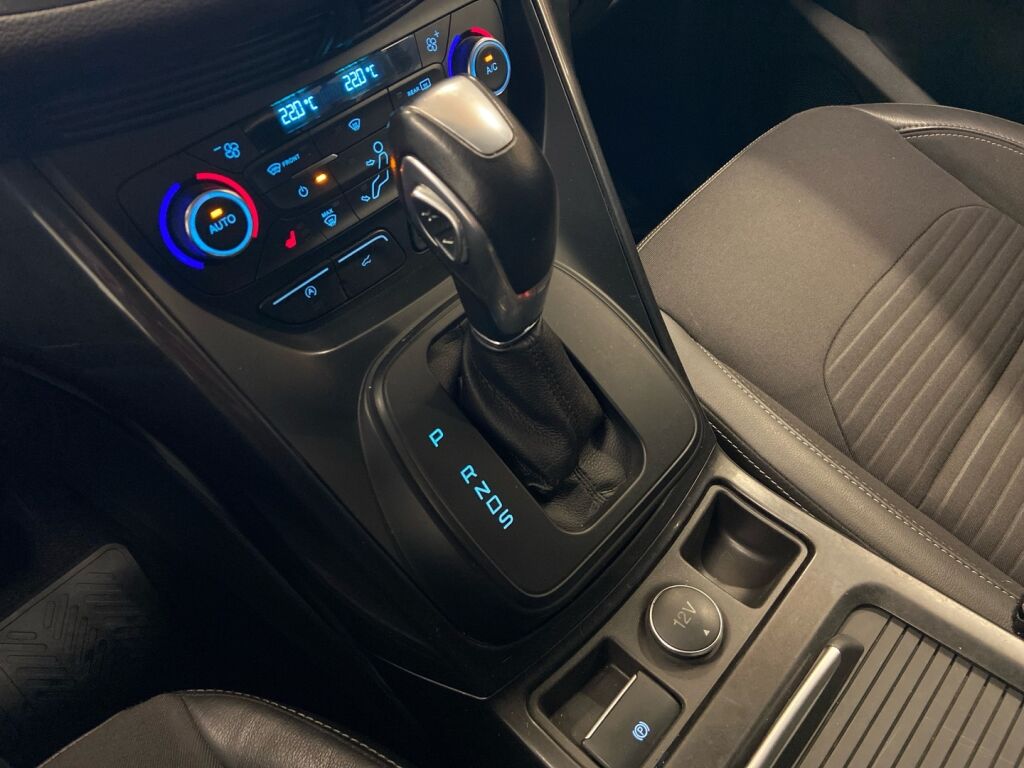 Ford Kuga 2019 Valkoinen