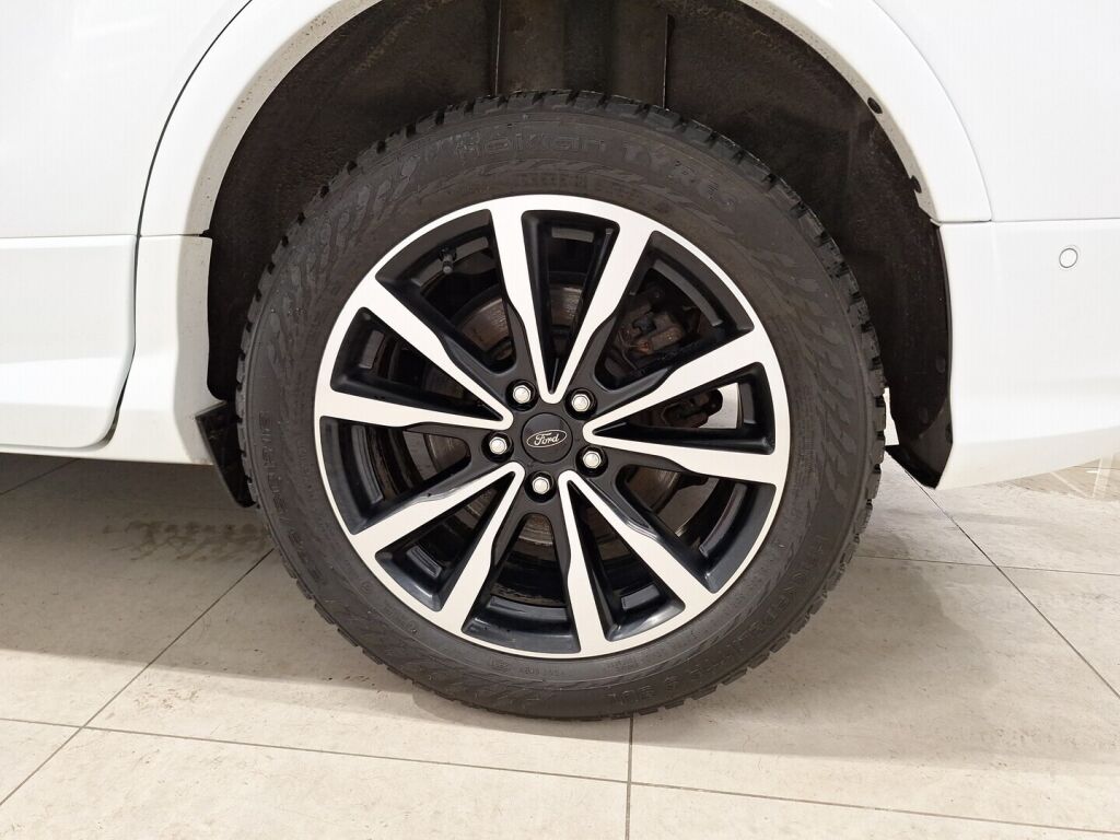 Ford Kuga 2019 Valkoinen