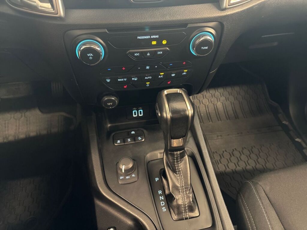 Ford Ranger 2019 Musta