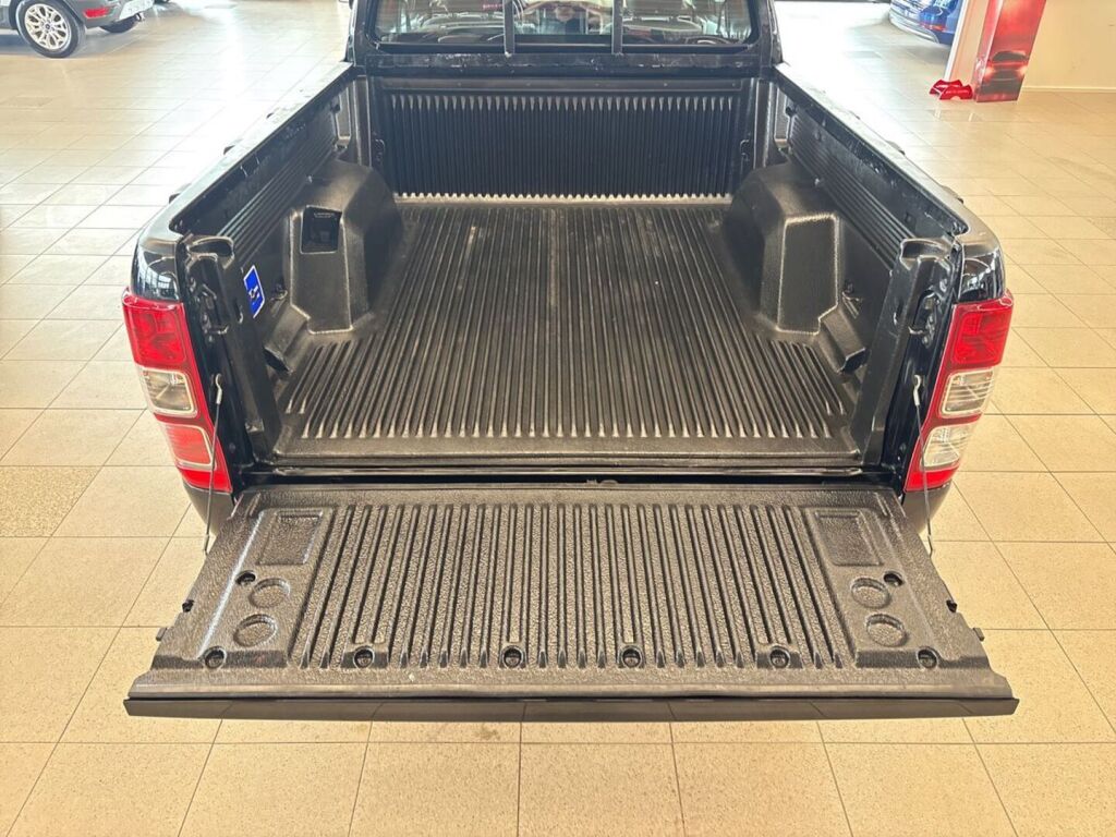 Ford Ranger 2019 Musta