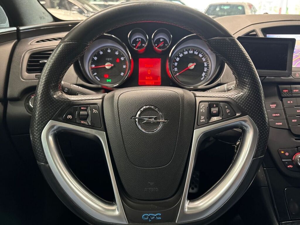 Opel Insignia 2013 Valkoinen