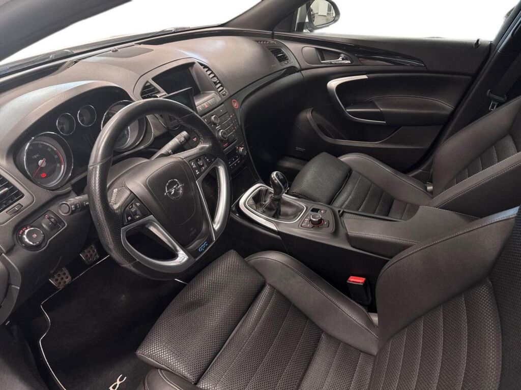 Opel Insignia 2013 Valkoinen