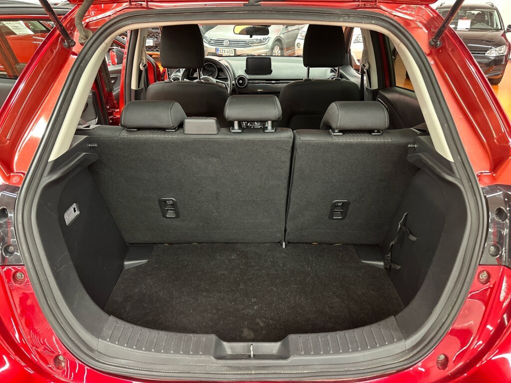 Mazda 2 2019 Punainen