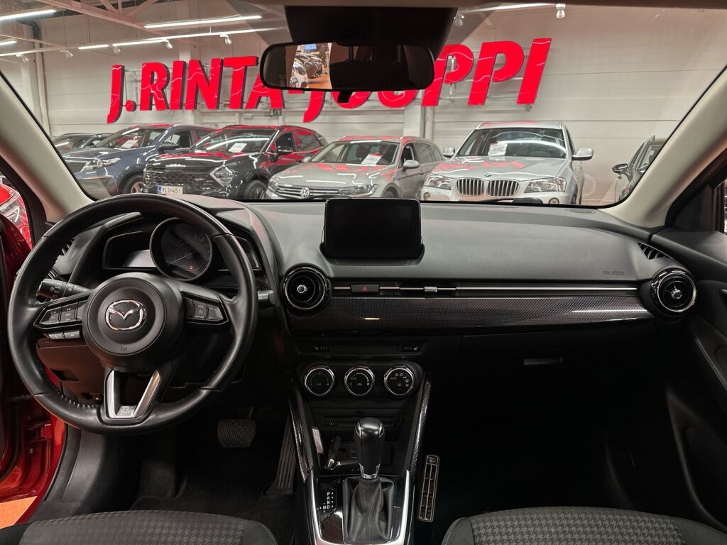 Mazda 2 2019 Punainen