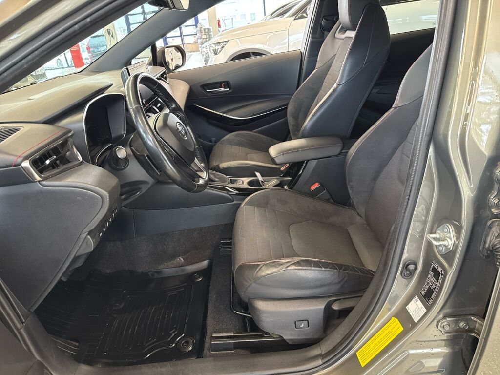 Toyota Corolla 2019 Ruskea (beige)