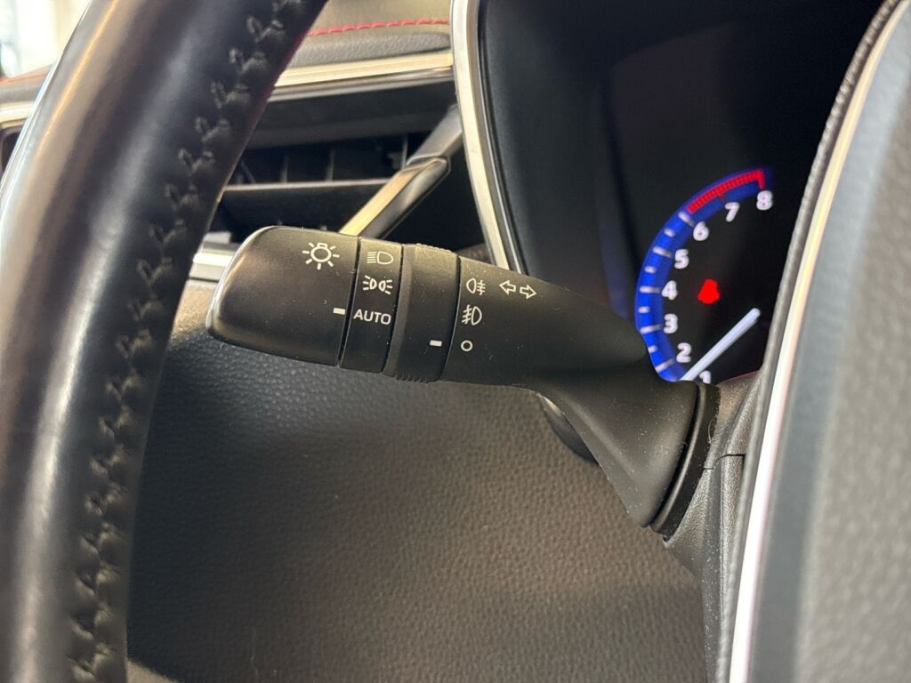 Toyota Corolla 2019 Ruskea (beige)