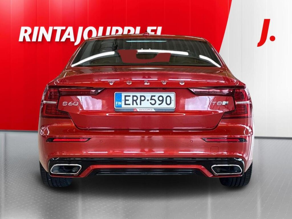 Volvo S60 2019 Punainen