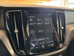 Volvo S60 2019 Punainen
