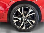 Volvo S60 2019 Punainen