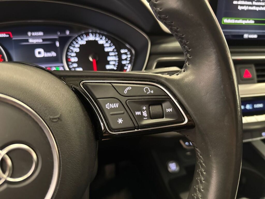Audi A4 2019 Musta