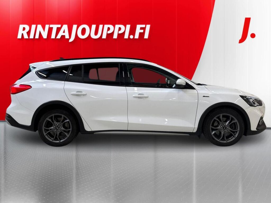 Ford Focus 2020 Valkoinen