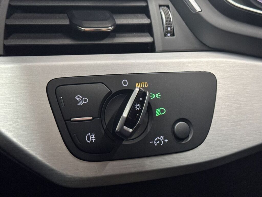Audi A5 2017 Sininen