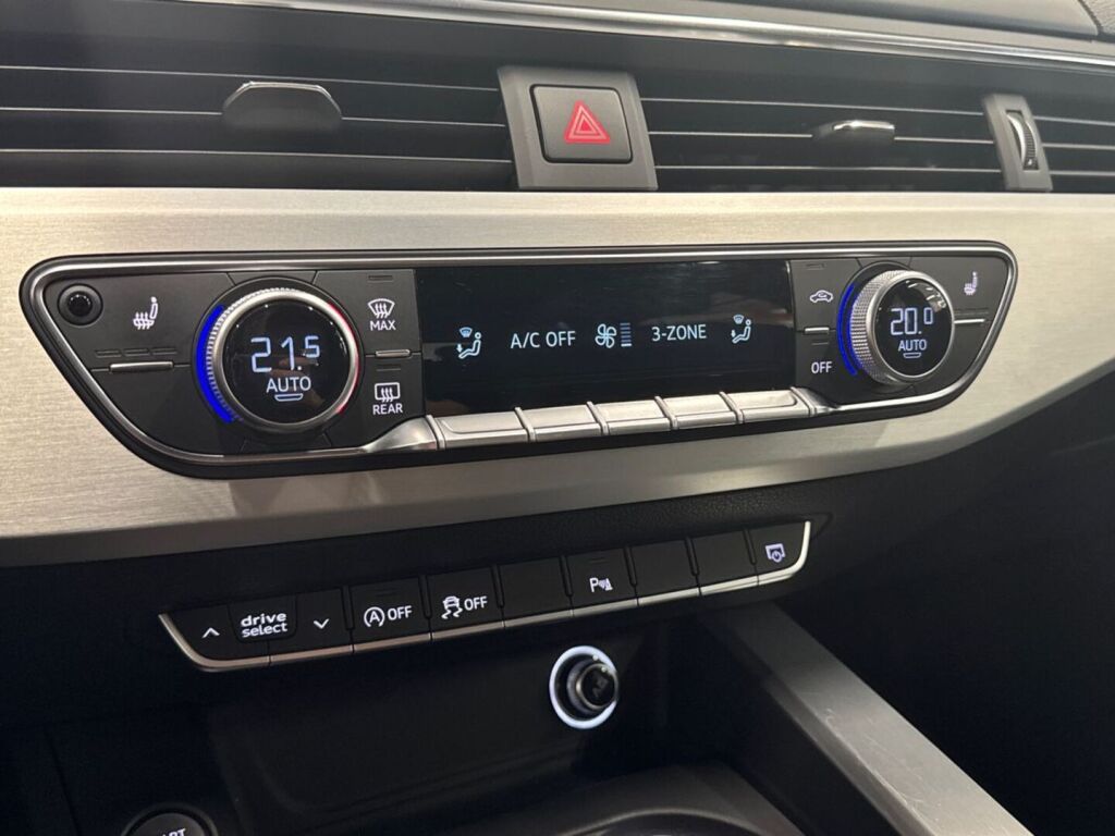 Audi A5 2017 Sininen