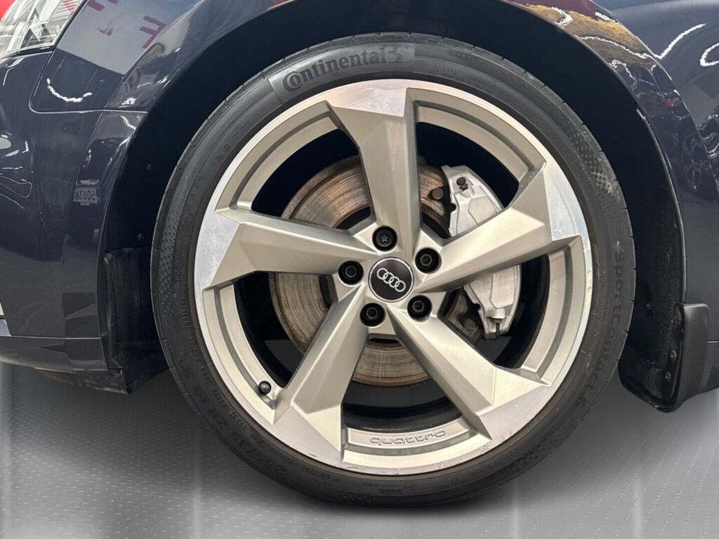 Audi A5 2017 Sininen