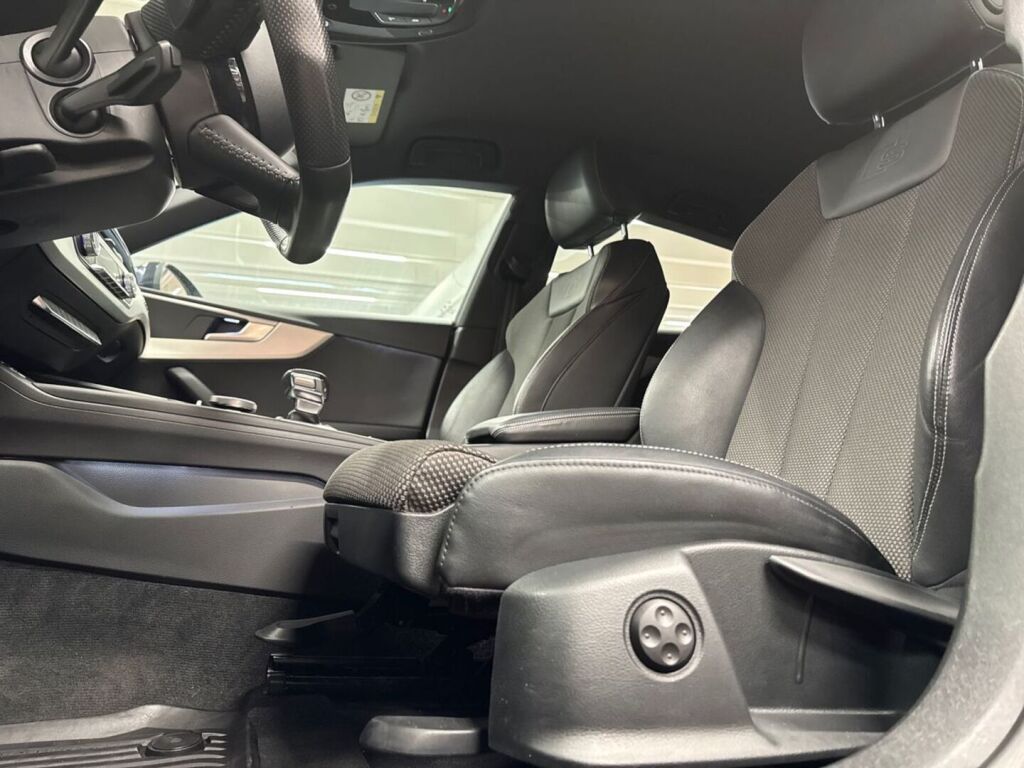 Audi A5 2017 Sininen