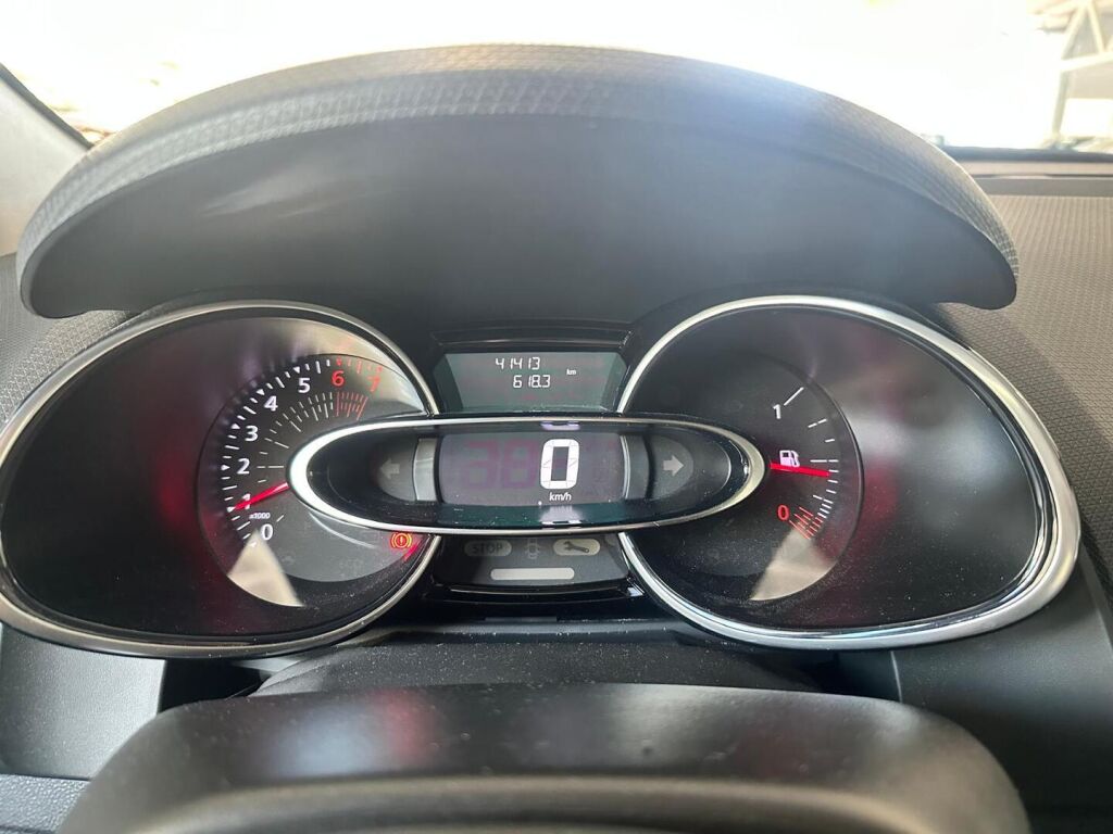 Renault Clio 2019 Valkoinen