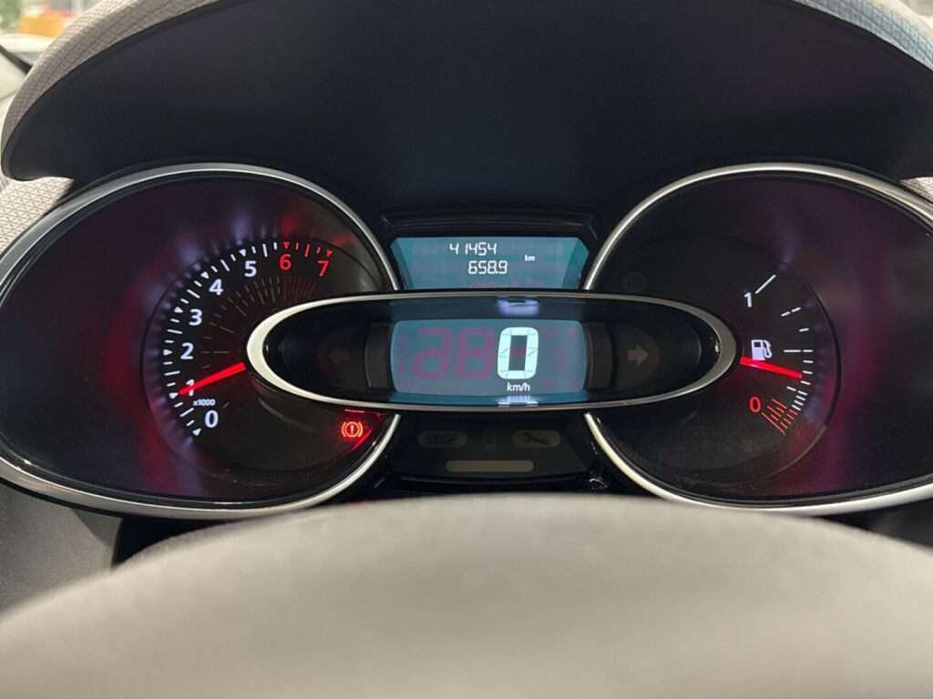 Renault Clio 2019 Valkoinen