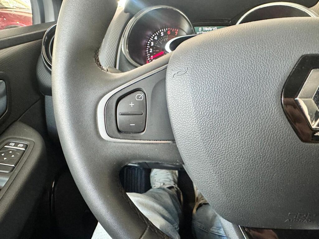 Renault Clio 2019 Valkoinen