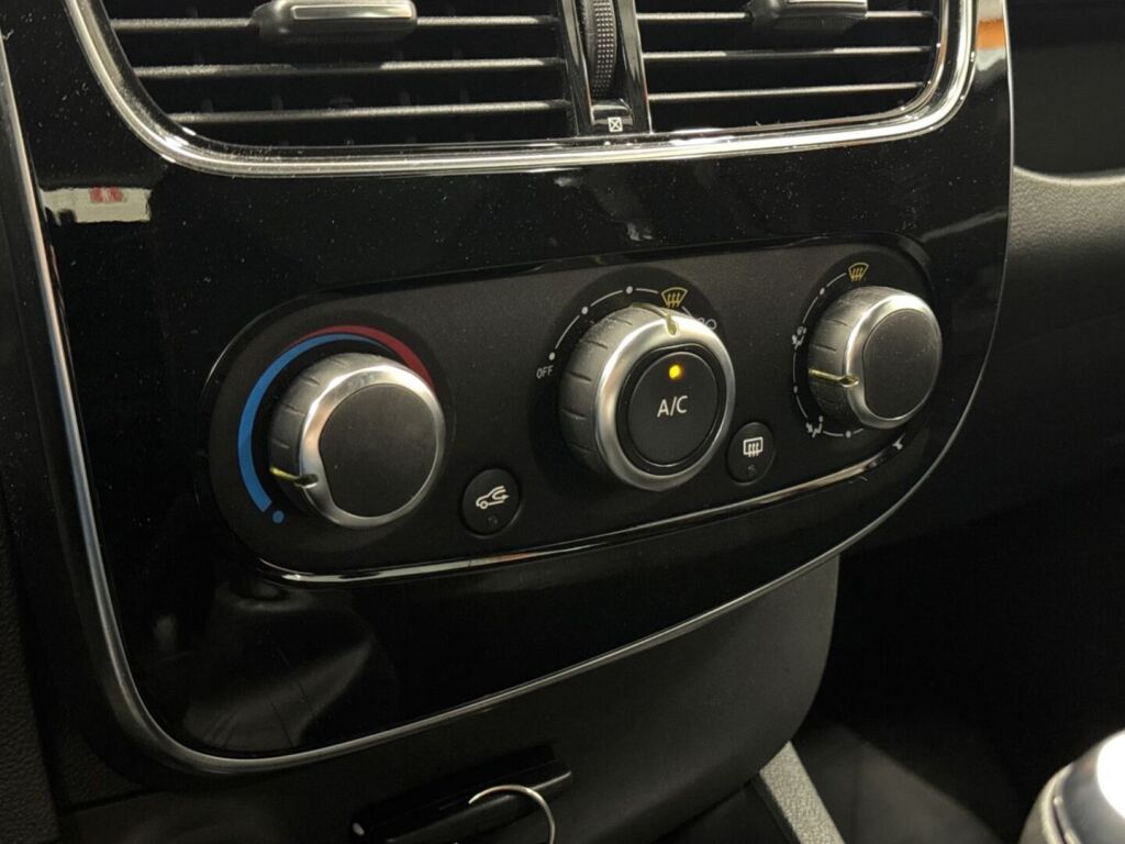 Renault Clio 2019 Valkoinen