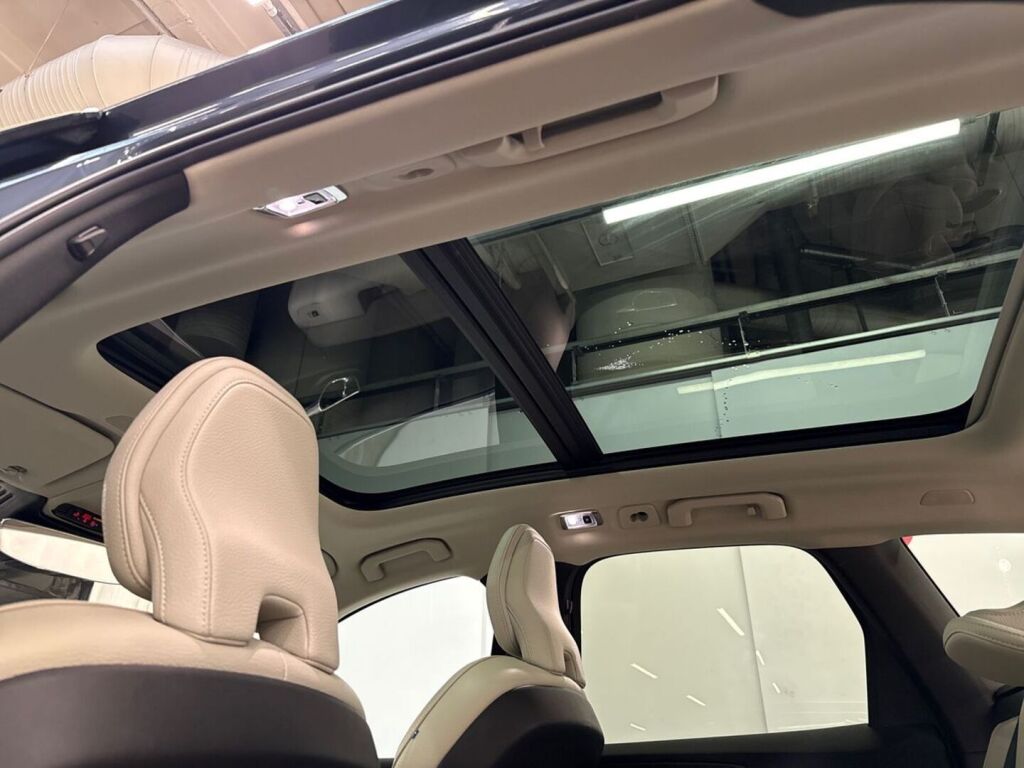Volvo XC60 2020 Sininen