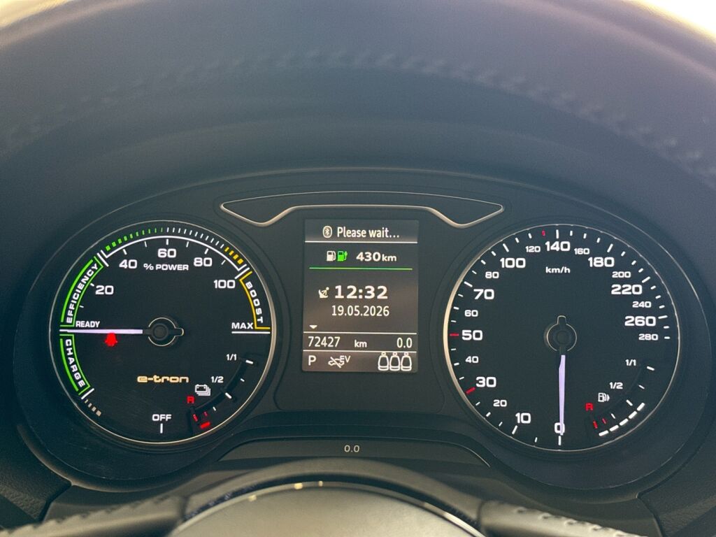 Audi A3 2017 Musta