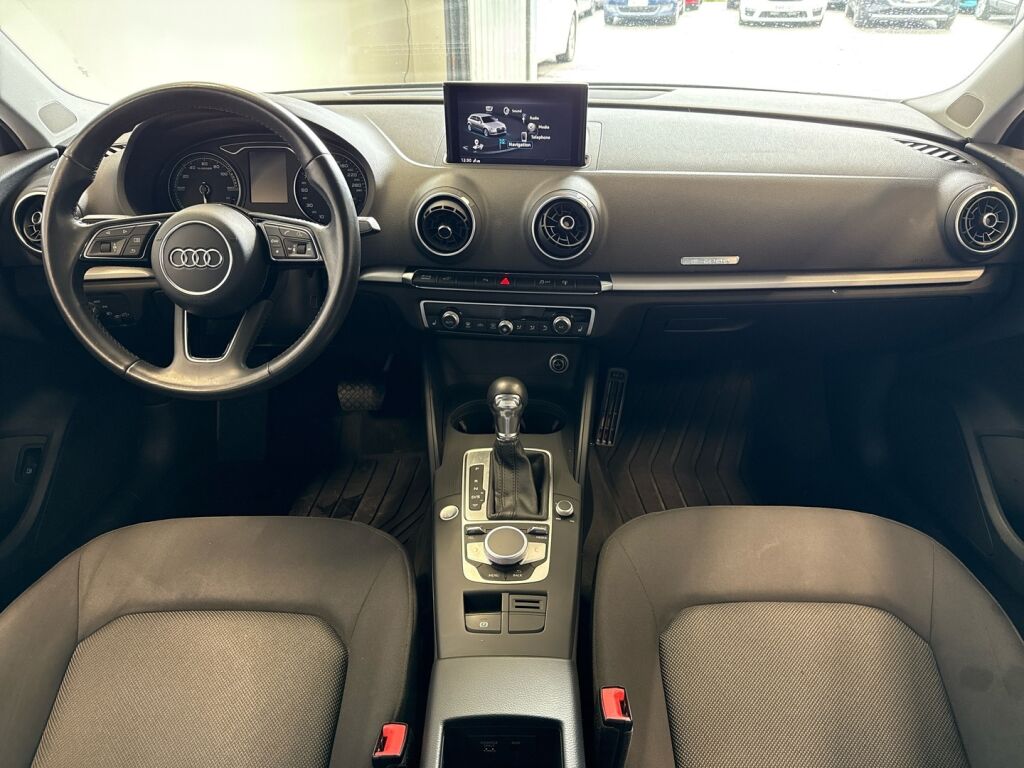 Audi A3 2017 Musta