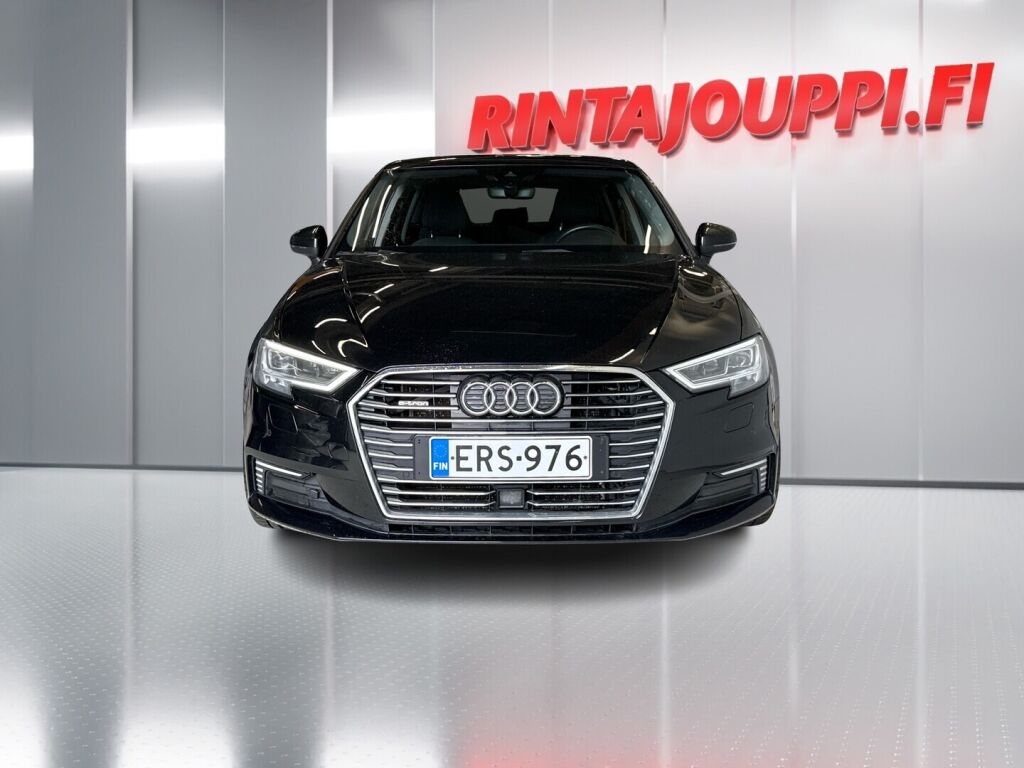 Audi A3 2017 Musta