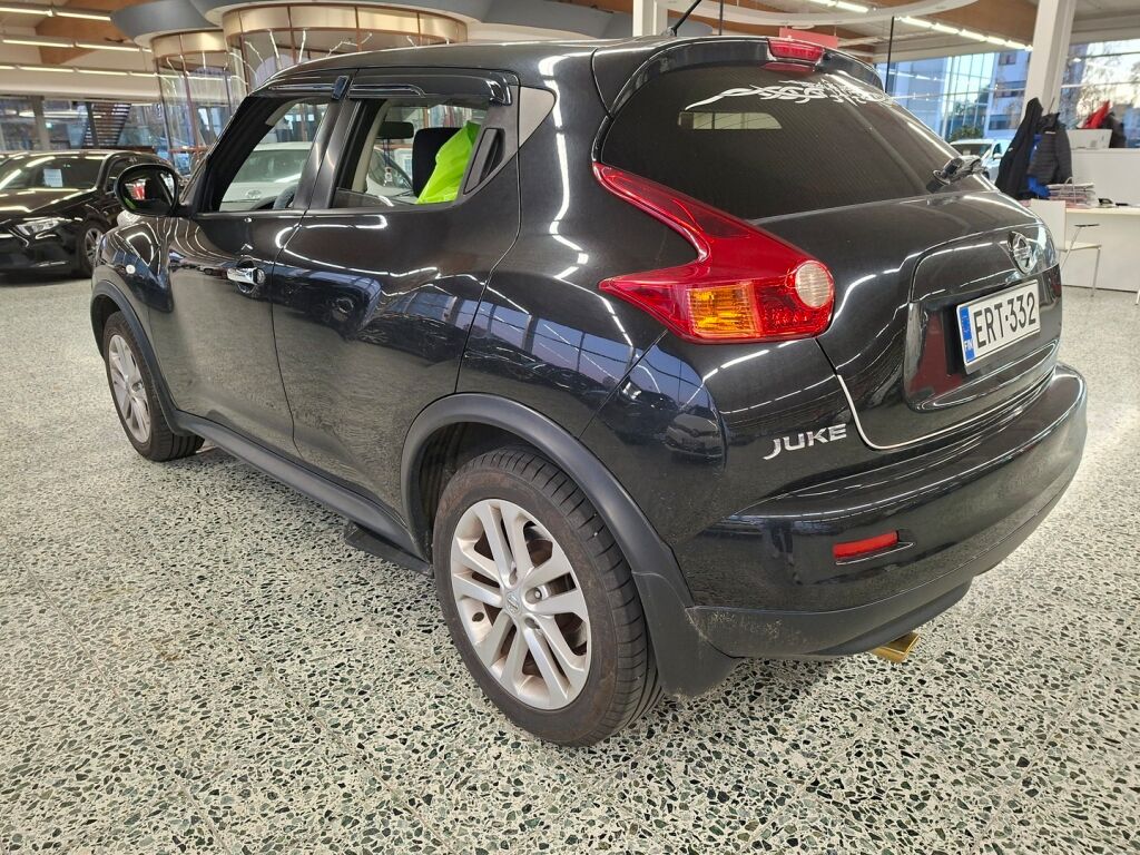 Nissan Juke 2012 Musta